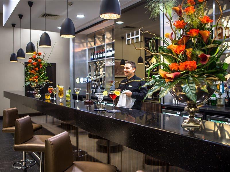 Heston Hyde Hotel Hounslow Eksteriør billede