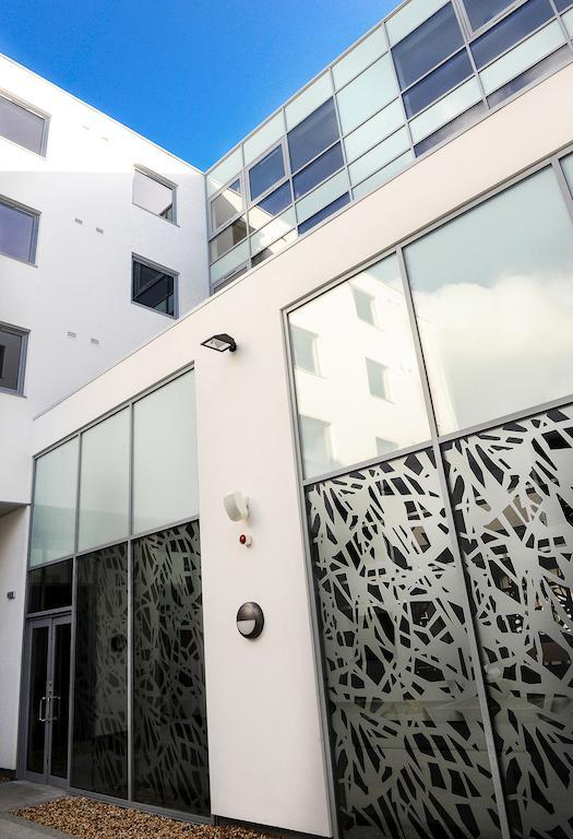 Heston Hyde Hotel Hounslow Eksteriør billede